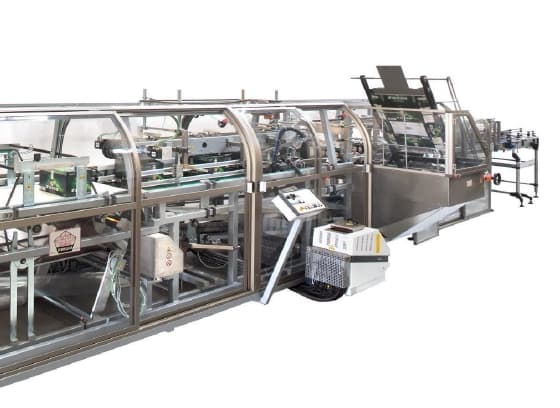 Machine for packing canned pet food