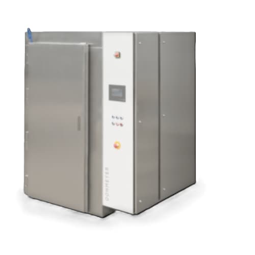 Rotating cabinet for homogeneous cryogenic cooling