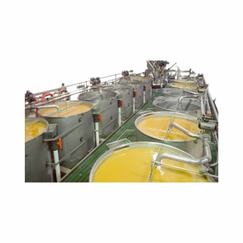 Corn soak tank for tortilla and corn chip processing