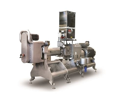 Extruder for large-scale production of TVP