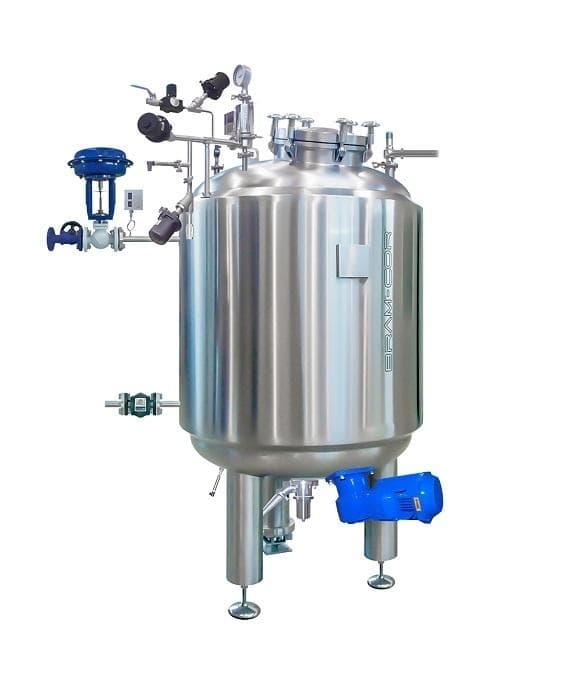 Pharmaceutical formulation and mixing tanks