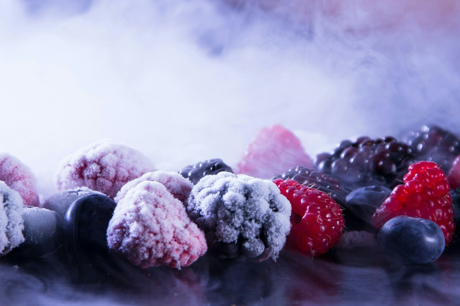 Frozen fruit cleaning