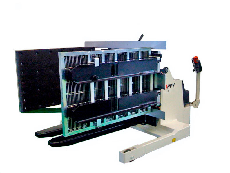Versatile mobile pallet turner