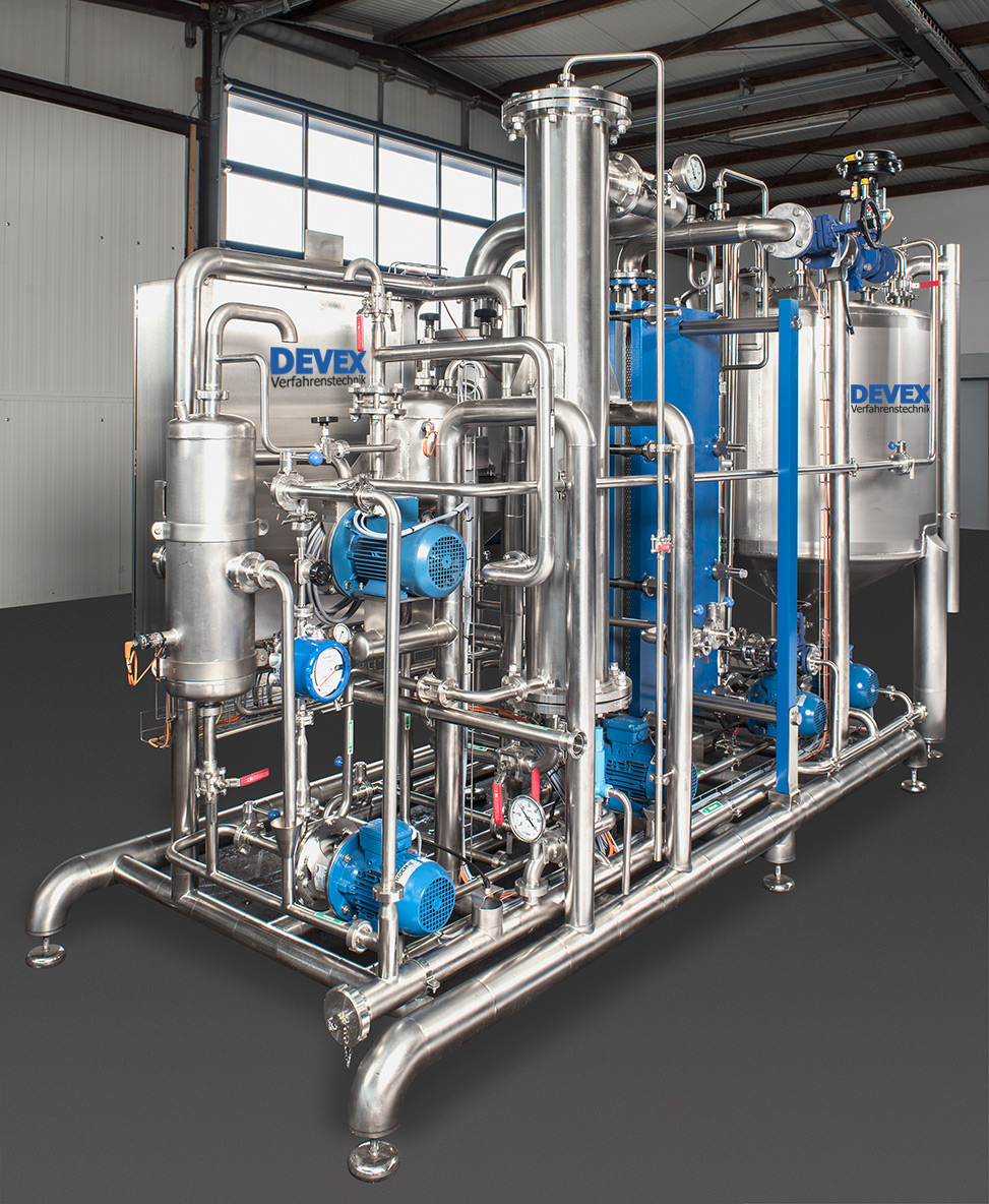 Evaporation plant for the recovery of extracts