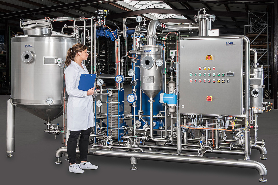 Pilot evaporation plant for the recovery of extracts