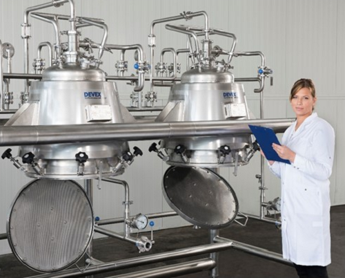 Pilot extraction plant for natural ingredients