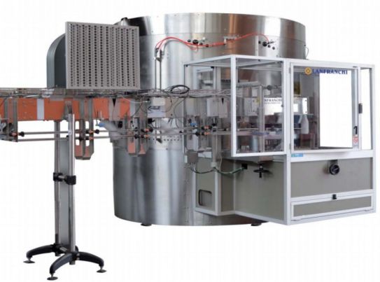 High-speed unscrambler for small bottles