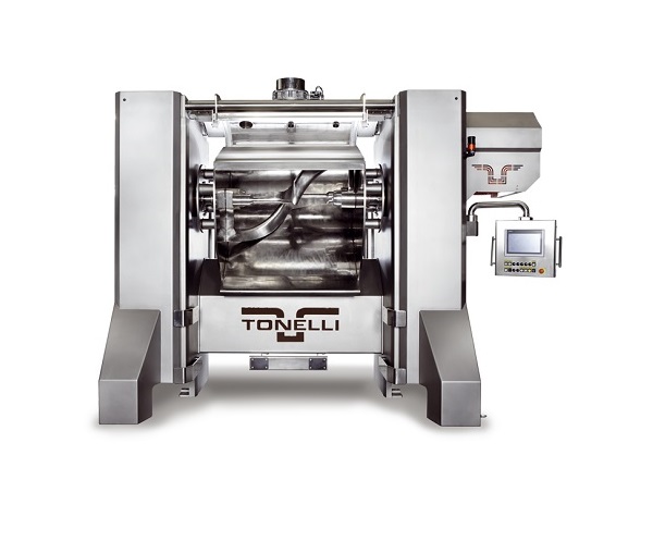 Horizontal dough mixer