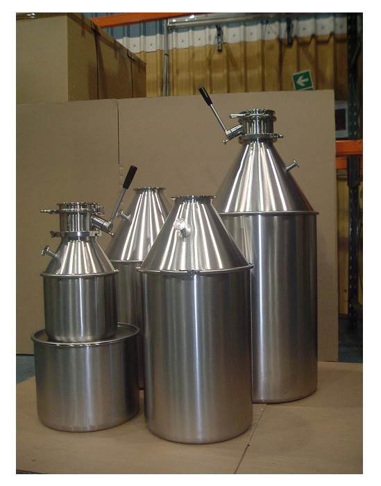 Powder transfer vessel