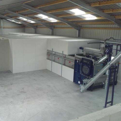 Belt dryer for digestate