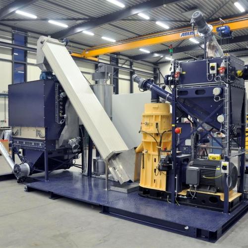Pelleting line for manure fertilizer
