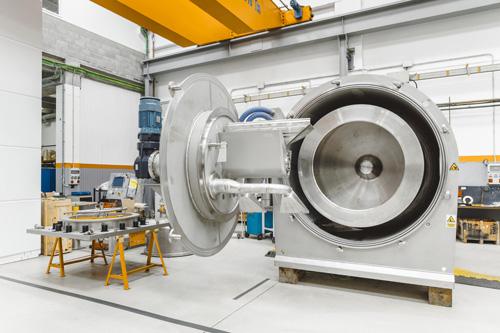 Automatic centrifuge for cannabis