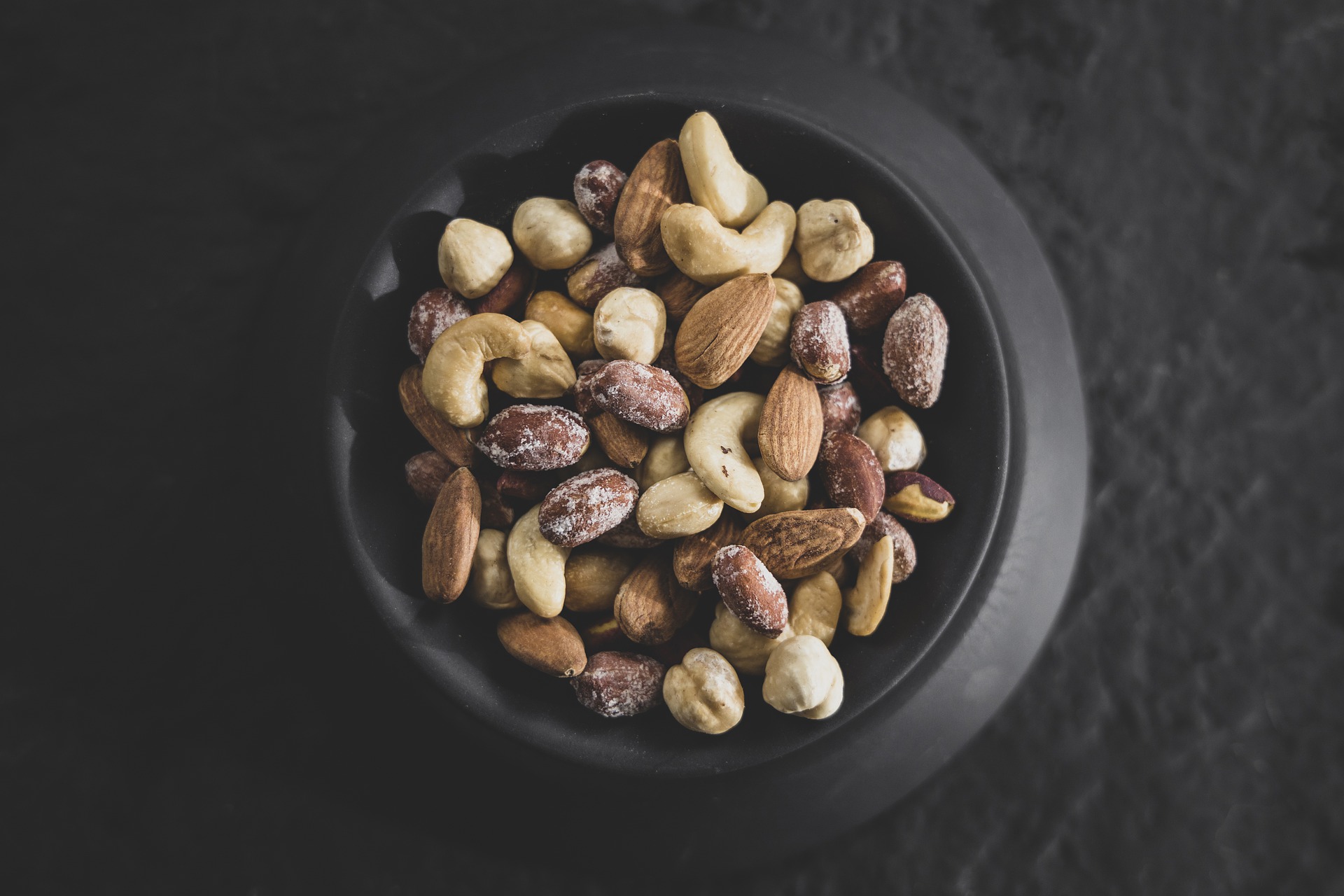 Making mixed nuts