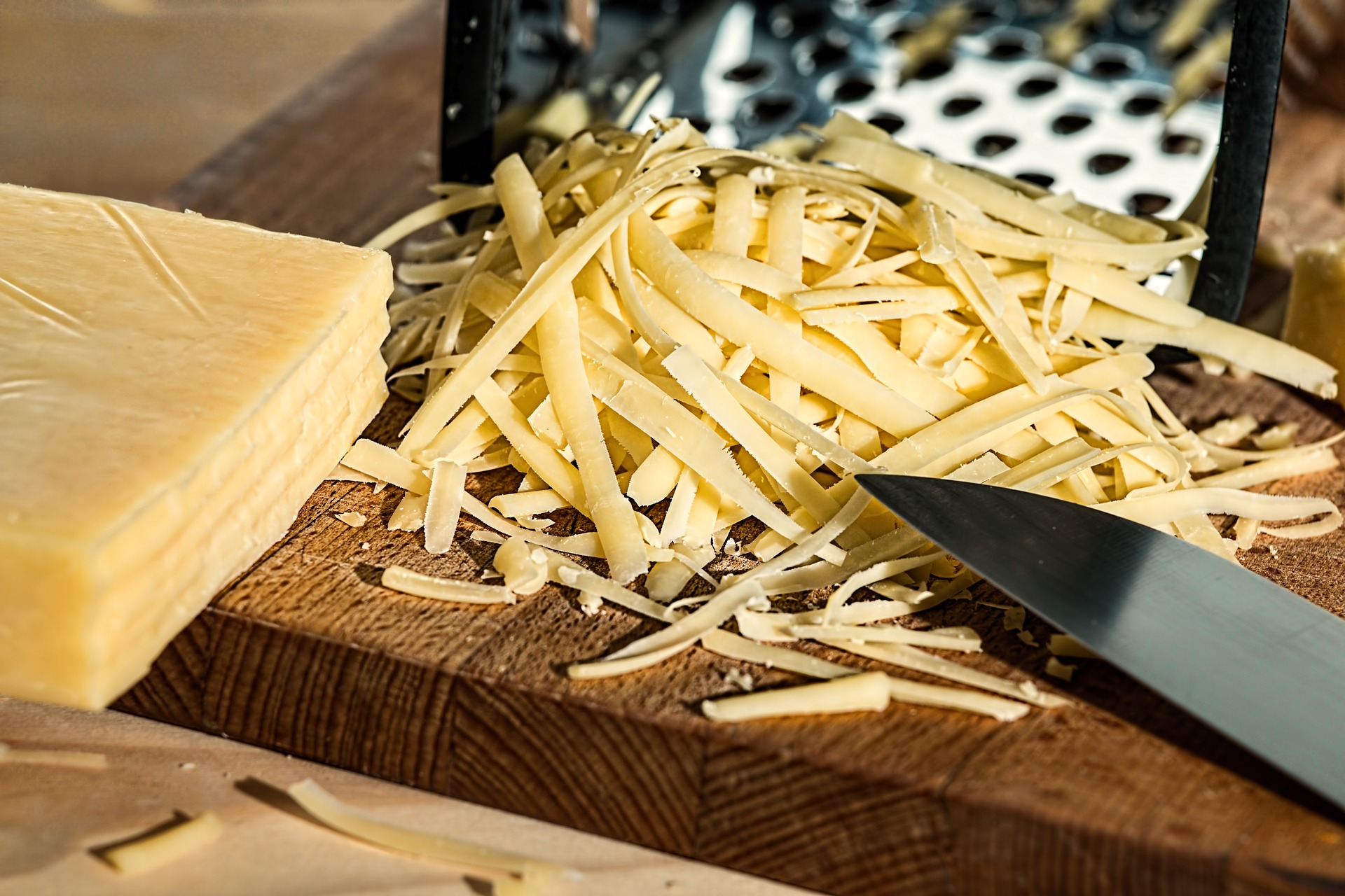 Making grated cheese