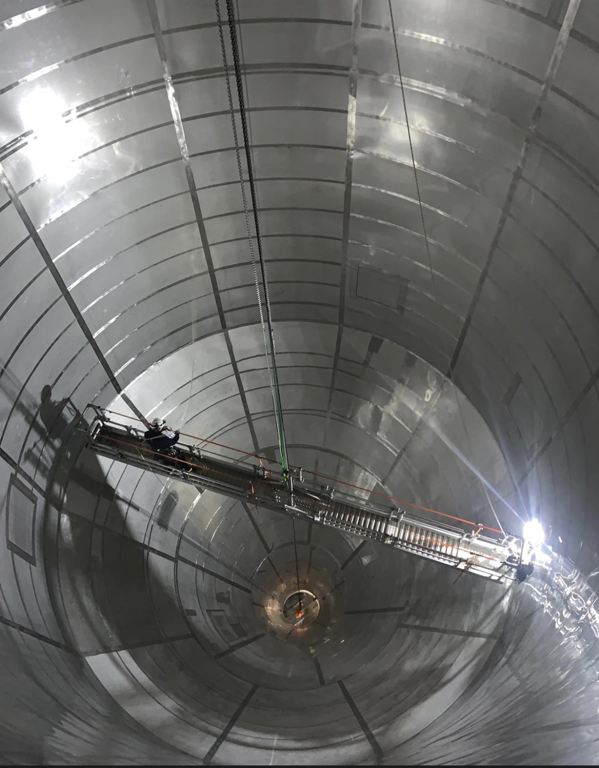 Non-Destructive Crack Detection Vessel Testing