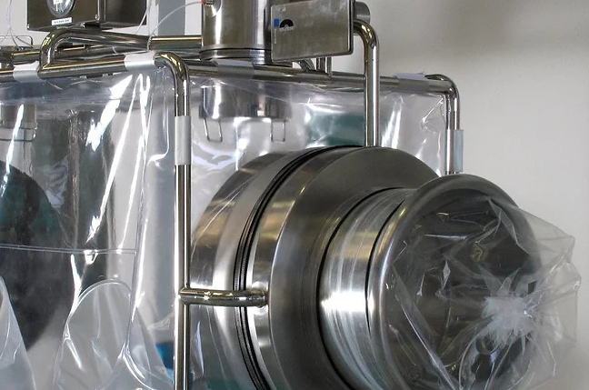 Disposable isolator