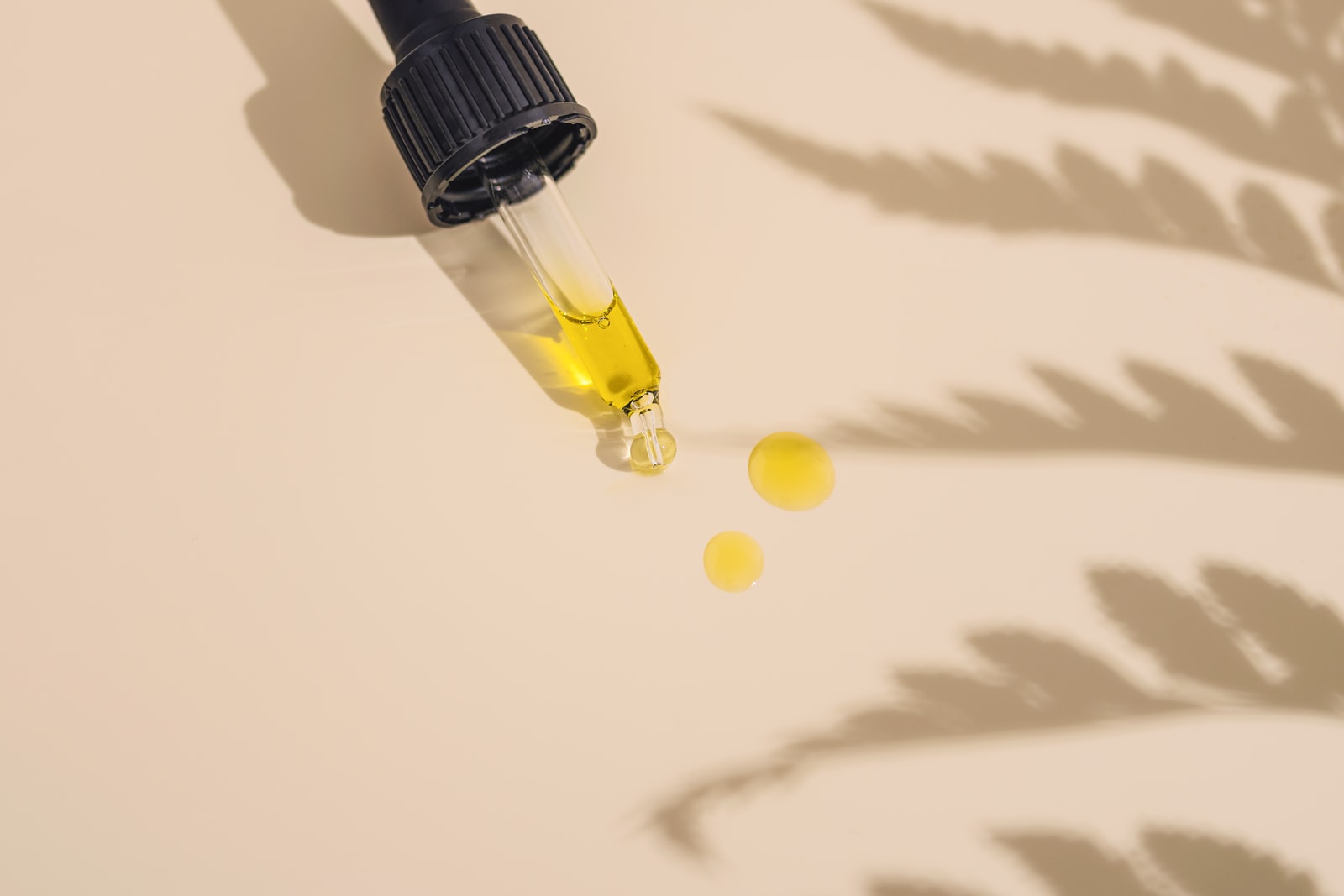 Cannabinoids Extracting Equipment