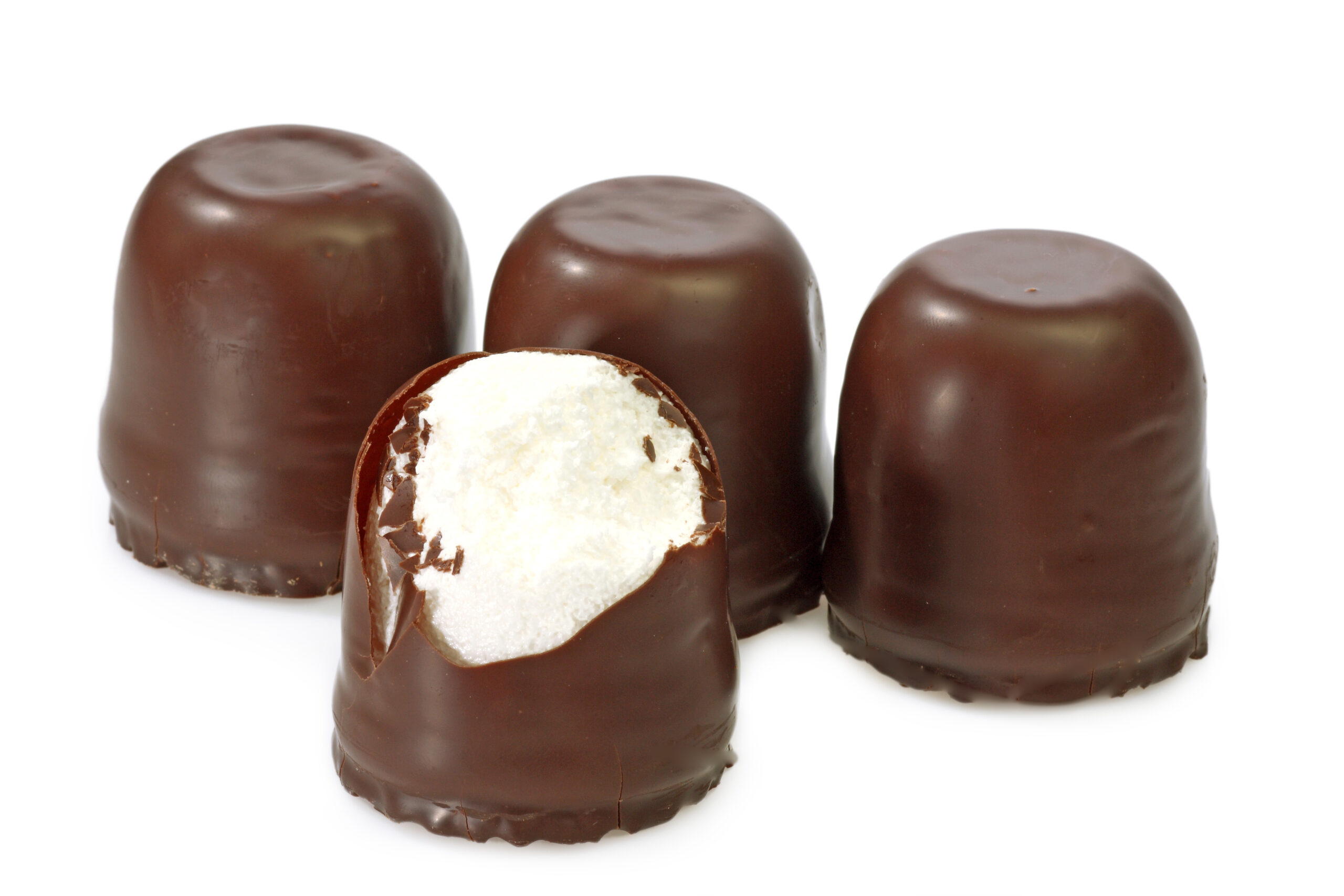 Closeup,Of,A,Chocolate,Marshmallow,On,Bright,Background