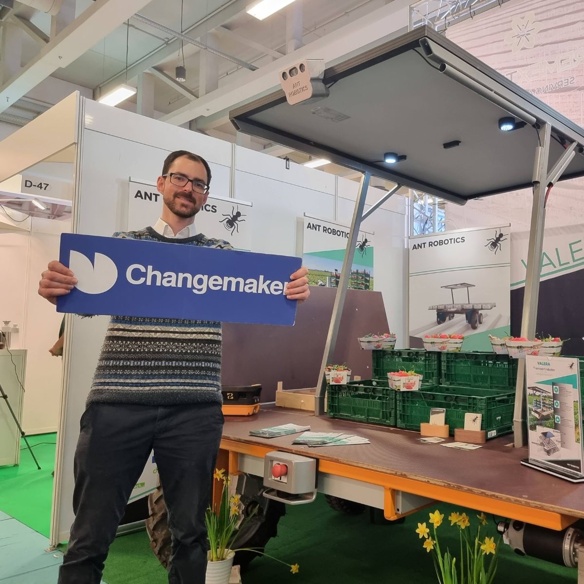 #Changemaker: This robot will happily carry your fruit harvest