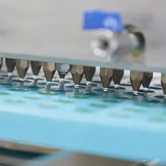 Starchless gummy depositing for limited risk on cross-contamination