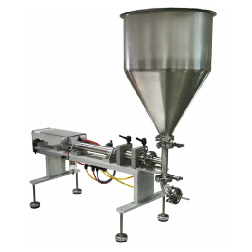 Semi-automatic piston injector for bakery products
