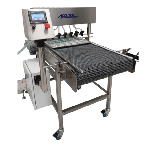 Servo bakery tray depositor