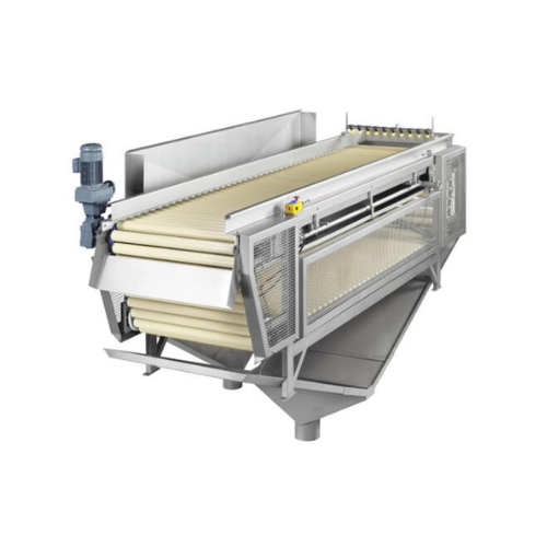 Roller table for sorting and cleaning pome fruit