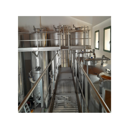 Storage tanks for wine preservation