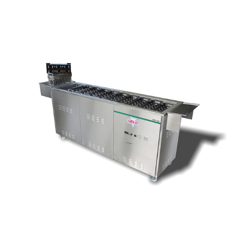 Hardening tank for water-ice lollies