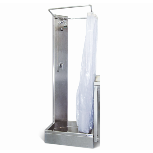Decontamination shower system for industrial use