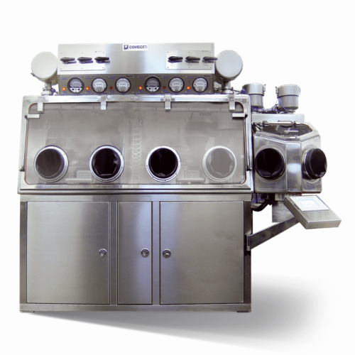 Isolator for cytotoxic drug handling