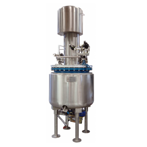 Pharmaceutical reactor for efficient cleanability