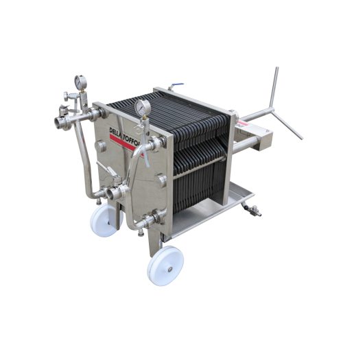 Industrial sheet filters for diverse liquid filtration applications