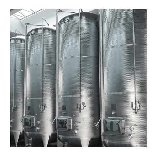 Winemaking tanks and autoclaves