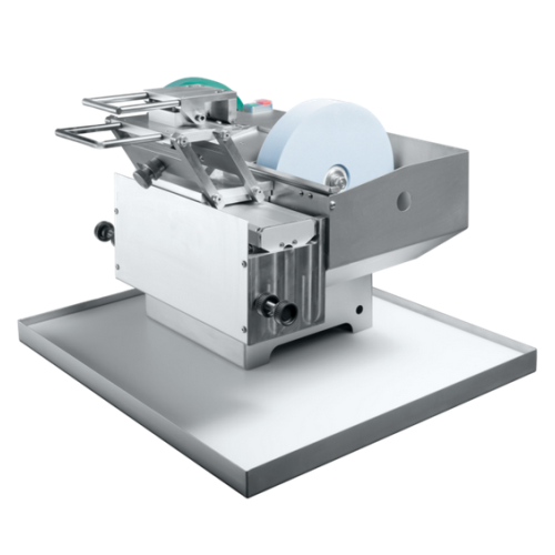 Honing tool for hydrocutting blades