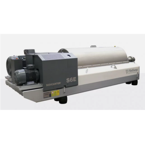 Decanter centrifuge for soft sediment separation