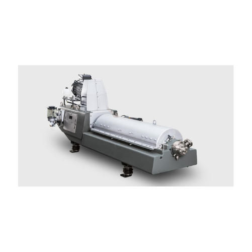 Dewatering decanter for chemical and mineral processing