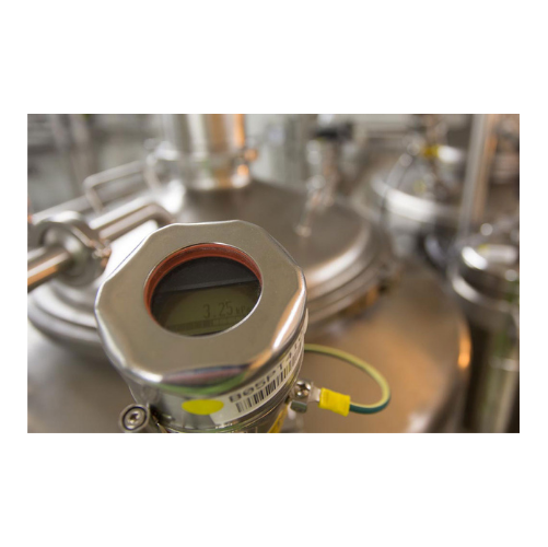 Powdered product shelf-life enhancement through inert gas packing