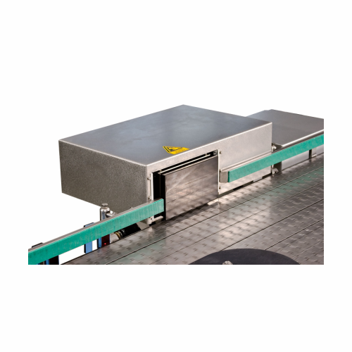 Precision case rejector for faulty packaging