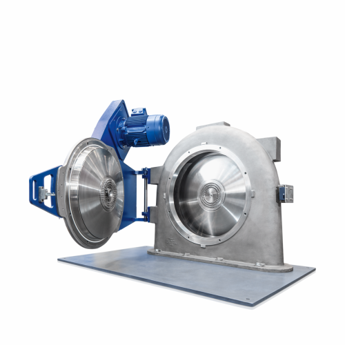 Pin mill for fine grinding of sticky materials