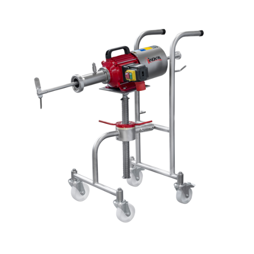 Wine tank agitator for homogeneous mixing