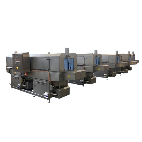 Industrial crate washing system
