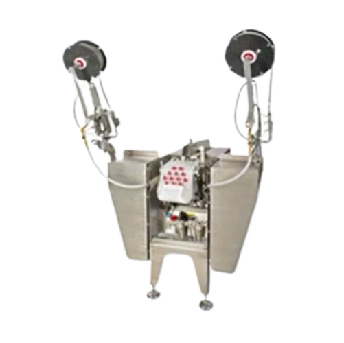 Vertical poultry bagger for whole birds packaging