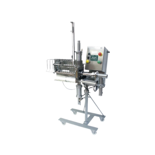 Automatic clipper for ready-made casing sections
