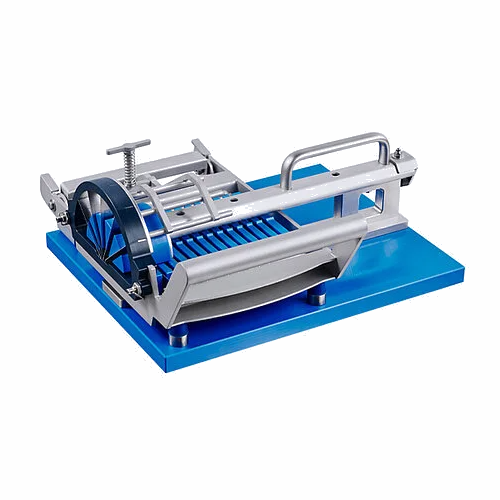 Manual melon chunk cutter