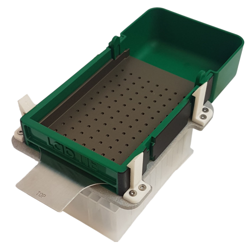 Accurate seed dispenser for lab use