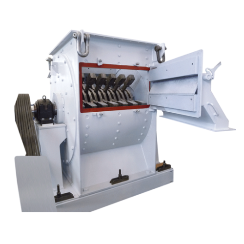 Industrial hammer mill for mineral processing