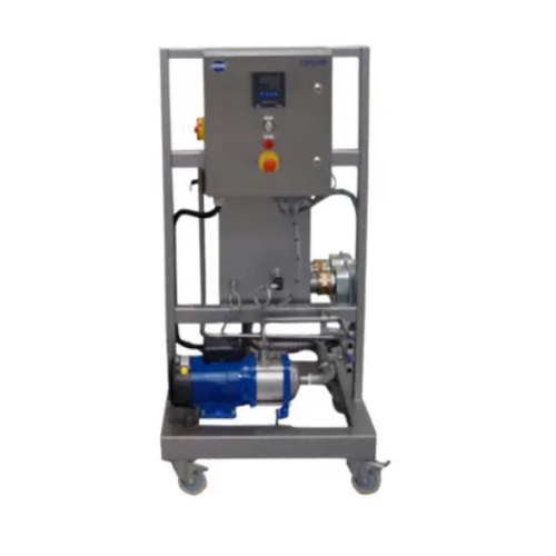 Cleaning in place unit for lab and pilot equipment