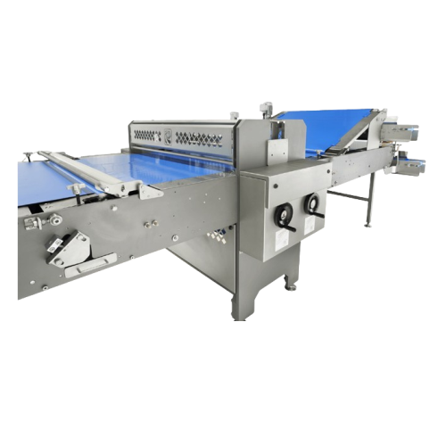 Precise dough sheet cutting station for bakeries