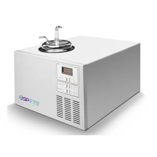 Refrigerated vacuum cold trap for chemical vapor applications